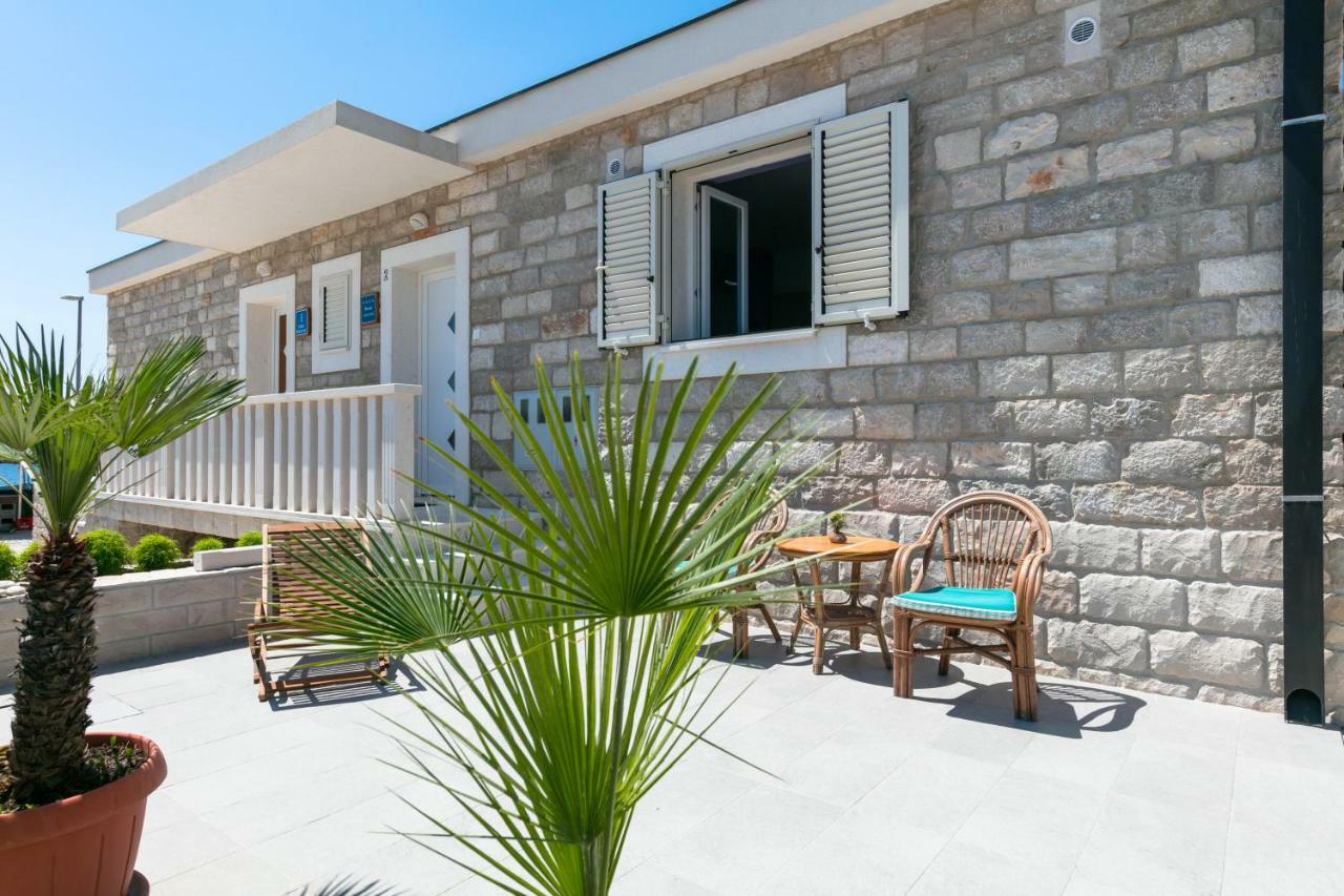Apartments Dalmatino 卢卡瓦克 外观 照片