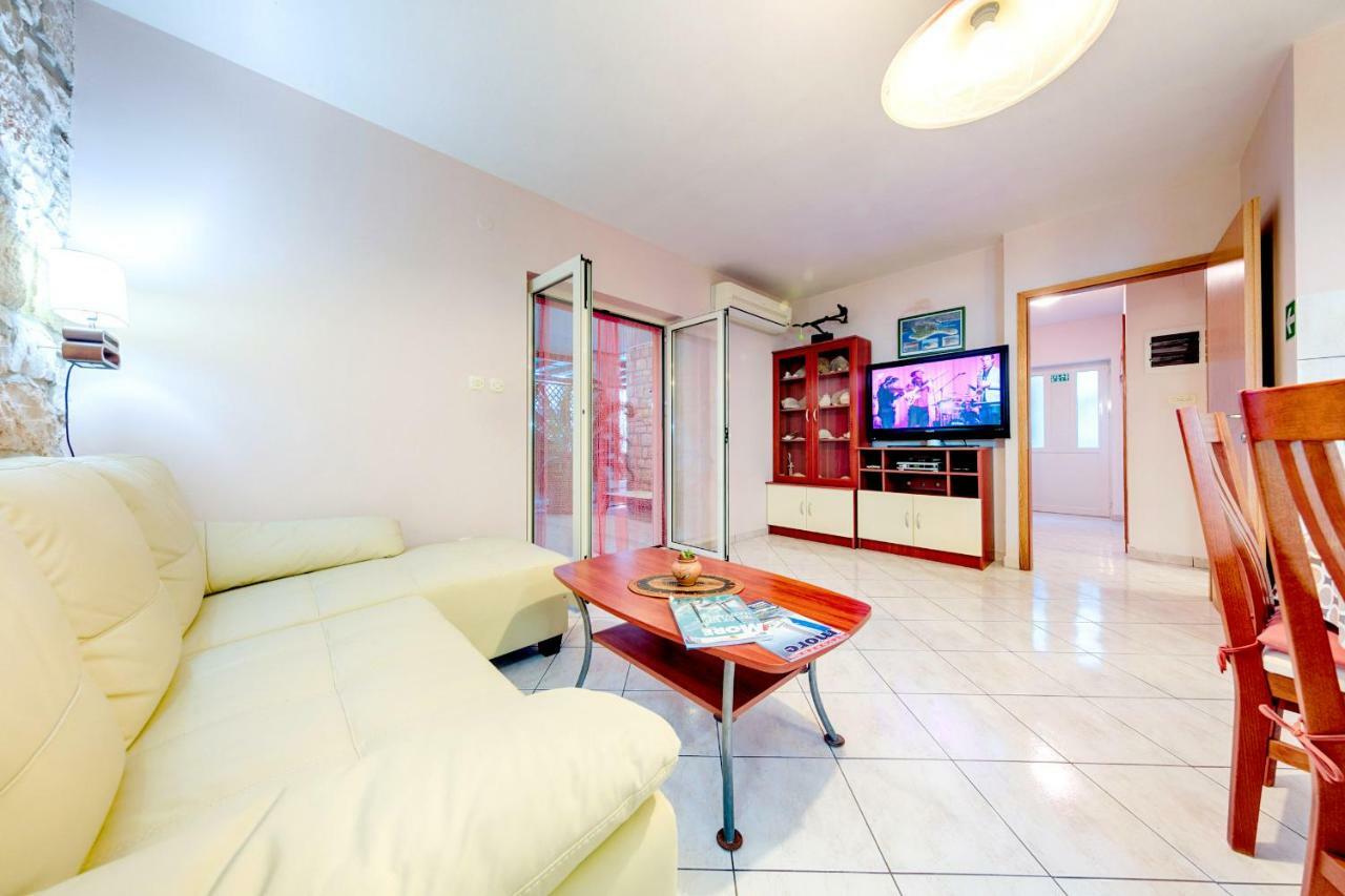 Apartments Dalmatino 卢卡瓦克 外观 照片