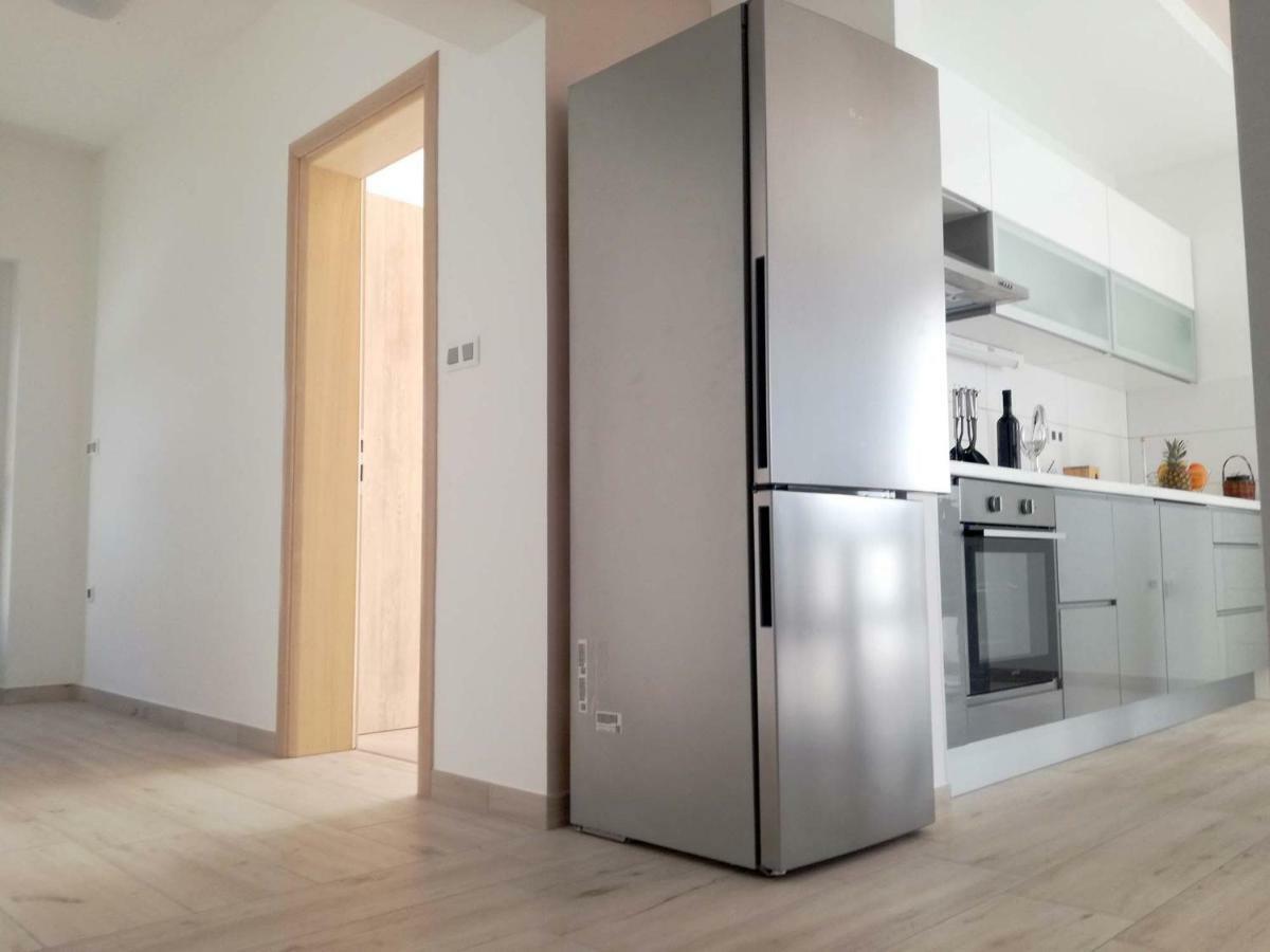 Apartments Dalmatino 卢卡瓦克 外观 照片