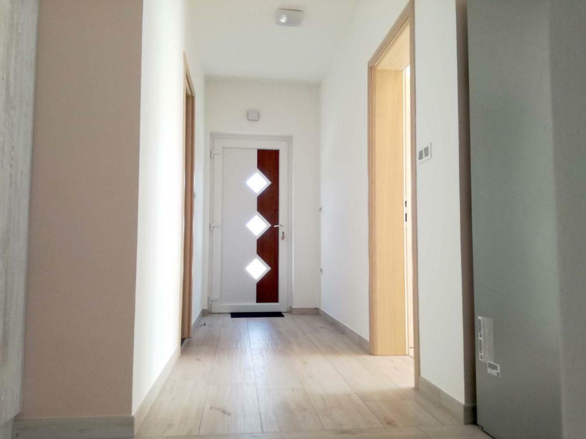 Apartments Dalmatino 卢卡瓦克 外观 照片